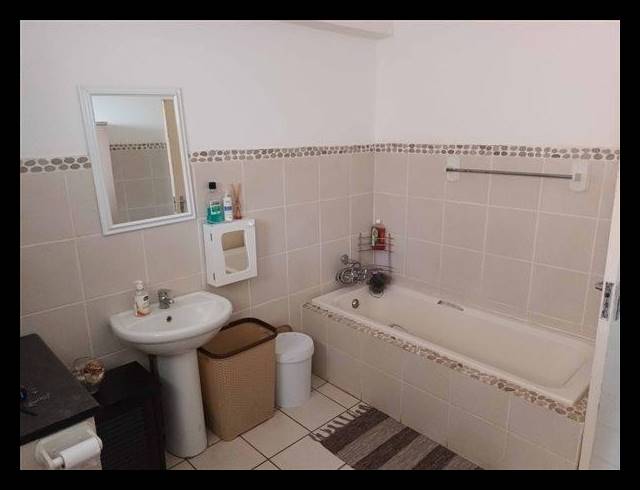 3 BEDROOM APARTMENT FOR SALE IN FAIRVIEW